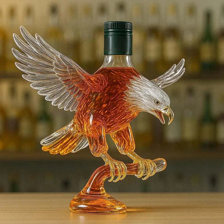 Whiskyflaske i form af en hvidhovedet ørn