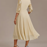 Elin™ - Champagnekjole med fine broderier